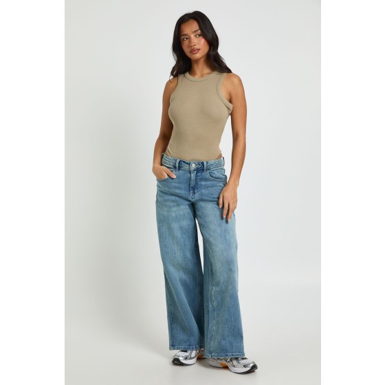 Petite Mid Waist Y2K Wide Leg Jean